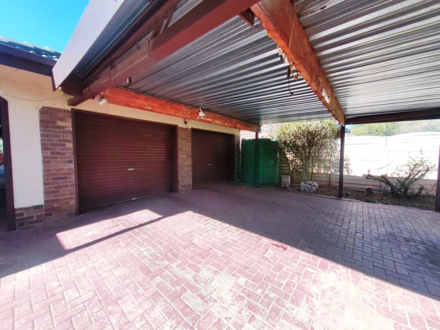3 Bedroom Property for Sale in Baillie Park North West